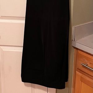 Liz Claiborne classic no iron men’s Black slacks. Size 33 / 30.